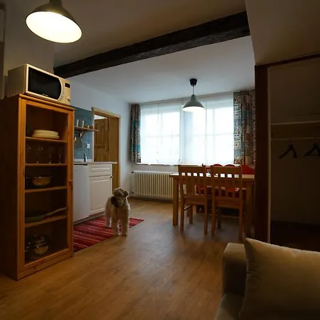 Martin's Hidden Garden Apartma
