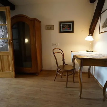 Apartma Martin's Hidden Garden *